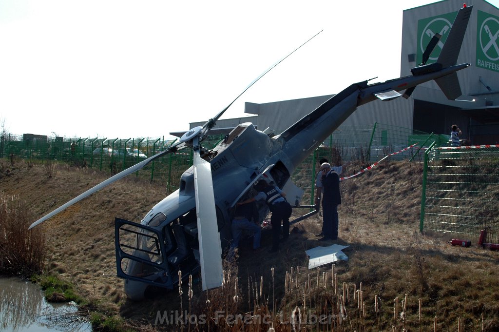 Hubschrauber abgestuerzt Ahrweiler Gelsdorf P24.JPG